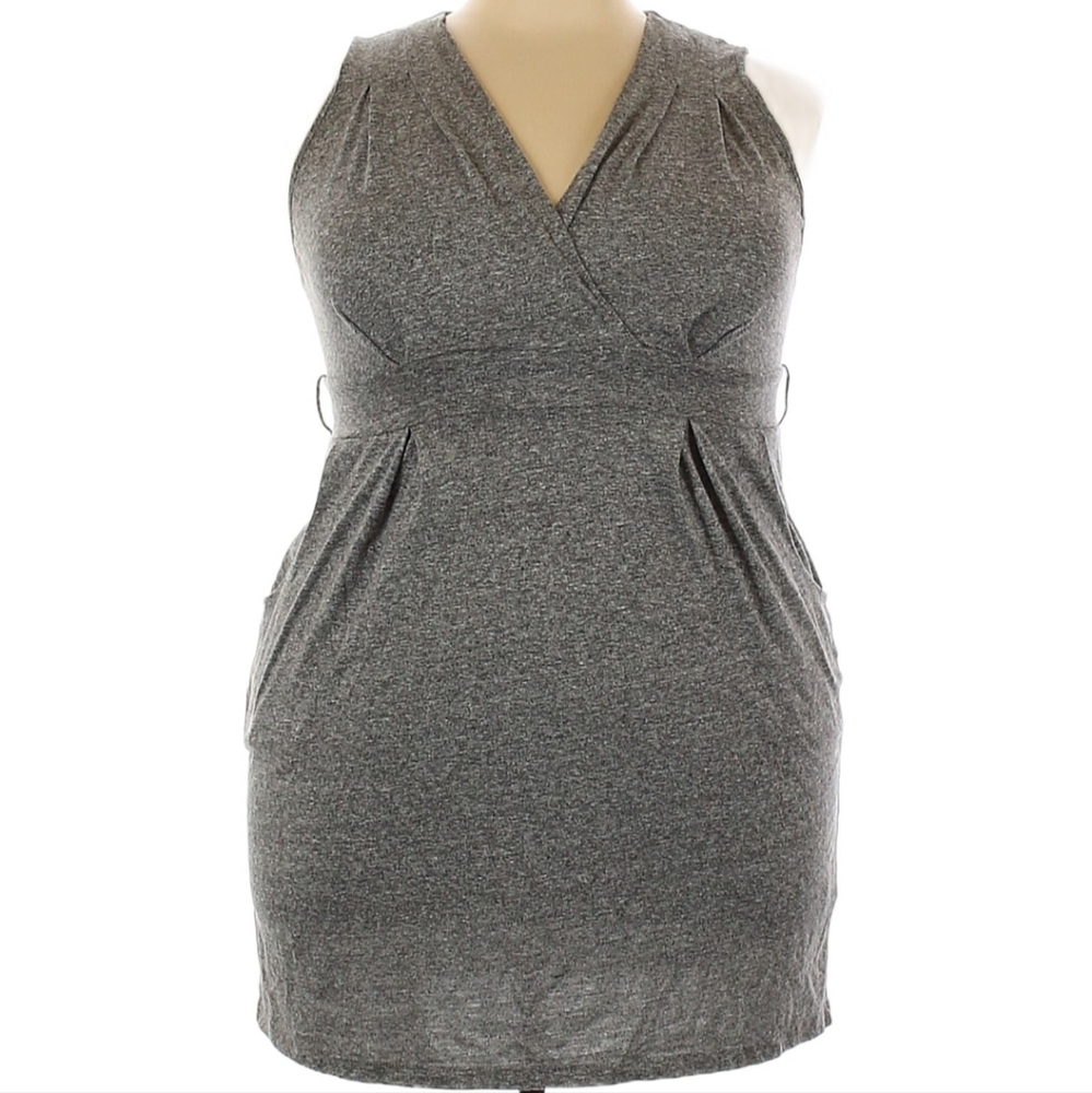 Dress with pockets